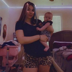 Meet your Posher, Alexis